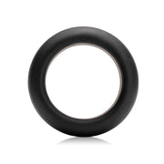 Rozciągliwy Silikonowy Pierścień Erekcyjny Maximum Stretch Silicone Cock Ring Black Je Joue — zdjęcie produktu PLAYROOM