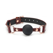 Knebel Wine Red Ball Gag Liebe Seele — zdjęcie produktu PLAYROOM