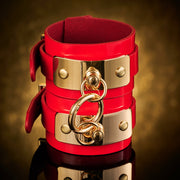 Kajdanki na kostki VEGAS High Gloss Ankle Cuffs Kinky Diva — zdjęcie produktu od PLAYROOM