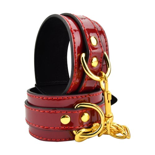 Bound to Please – czerwone kajdanki na nadgarstki