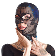 Bad Kitty — czarna koronkowa maska — drugi widok — maska na modelce, portret